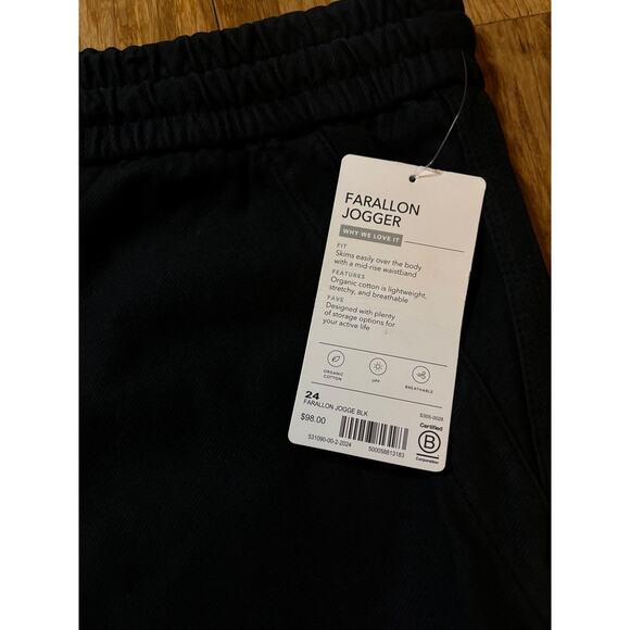 Athleta Farallon Jogger Black Plus Sz 24W NWT $98 Breathable Drawstring Pockets‎ - Picture 3 of 5